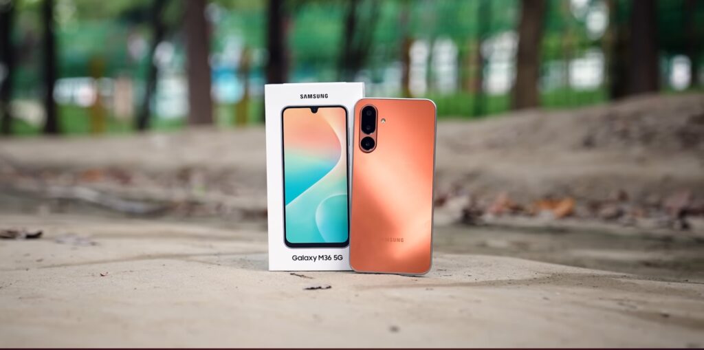 Samsung Galaxy M36: स्मार्टफोन जल्द होने जा रहा लॉन्च, जानिए क्या है, कीमत, फीचर्स और खूबियां!